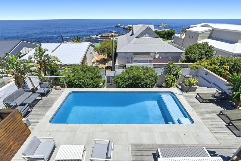 To Let 4 Bedroom Property for Rent in Bakoven Western Cape